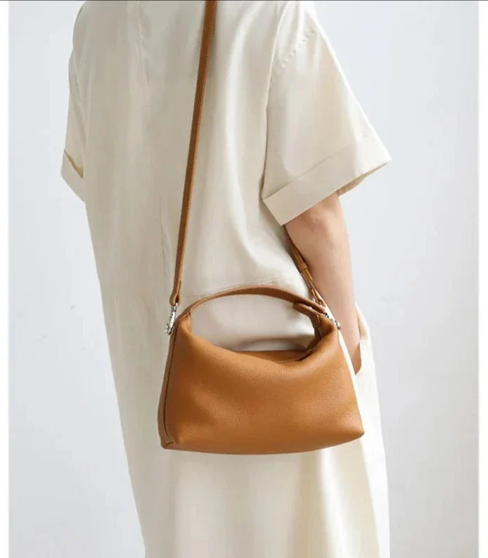 Petit sac bandoulière femme en cuir grainé, sangle amovible