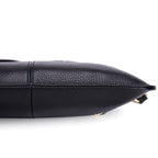 Sac bandoulière forme enveloppe en cuir grainé noir