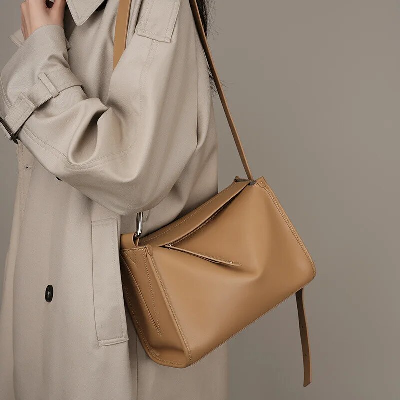 Sac bandoulière femme carré, anse ajustable, camel ou beige