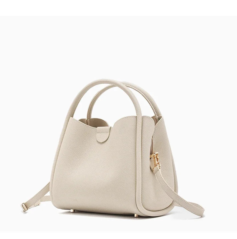 Sac bandoulière femme en cuir grainé, trois compartiments