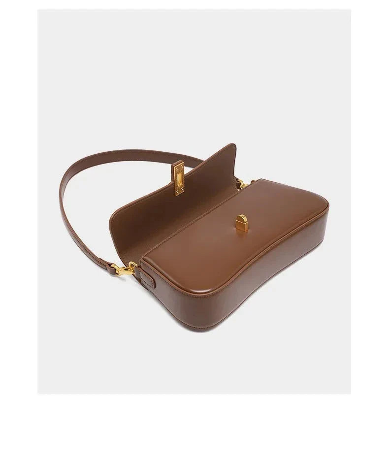Sac bandoulière femme marron en cuir fendu, rabat à loquet doré