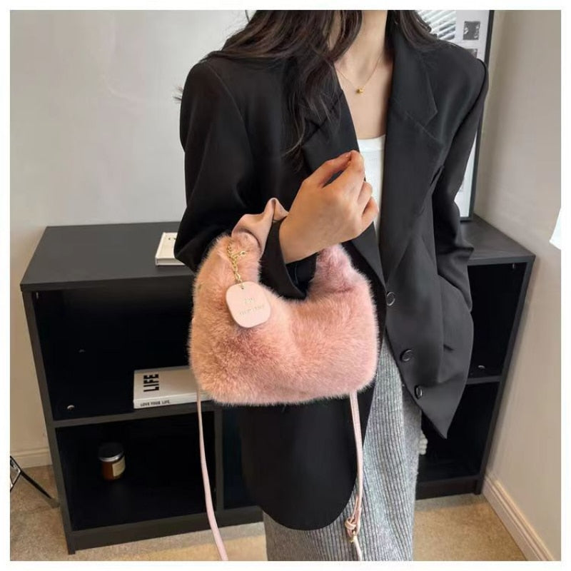 Sac bandoulière femme en fausse fourrure, anse froncée, cinq coloris