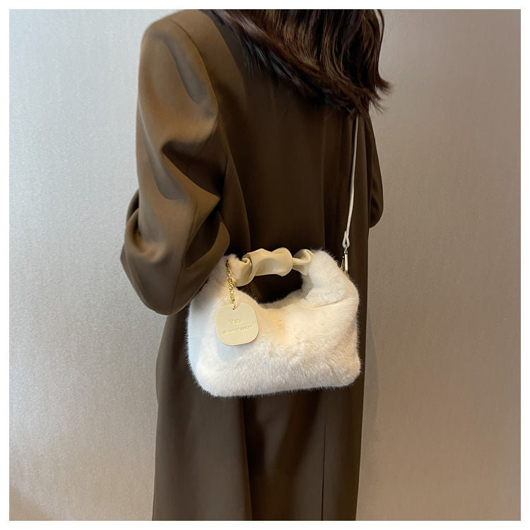 Sac bandoulière femme en fausse fourrure, anse froncée, cinq coloris