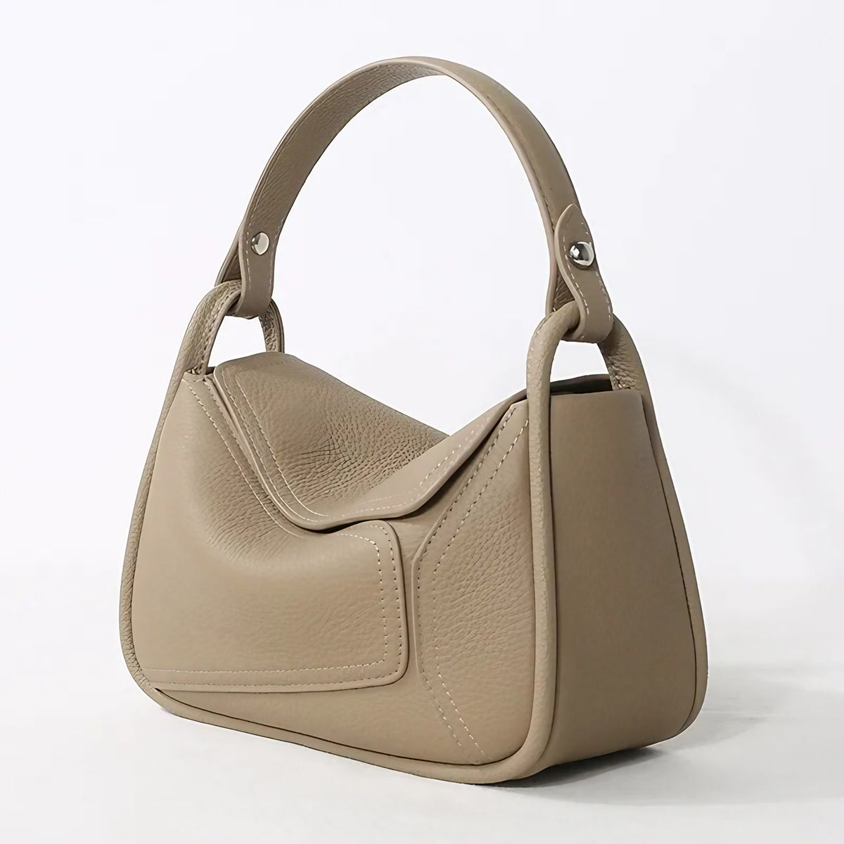 Petit sac bandoulière femme arrondi à rabat aimanté, cinq coloris, gris