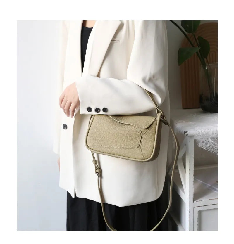 Petit sac bandoulière femme arrondi à rabat aimanté, cinq coloris