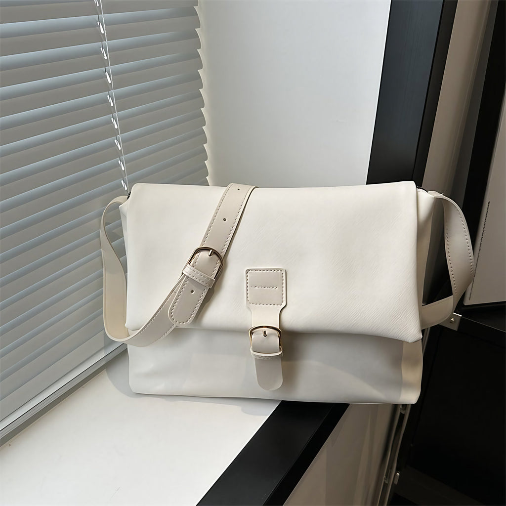 Sac bandoulière femme structuré en similicuir mat, quatre coloris, blanc
