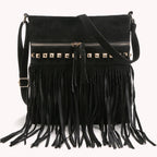Sac bandoulière à franges noir, esprit bohème années 70