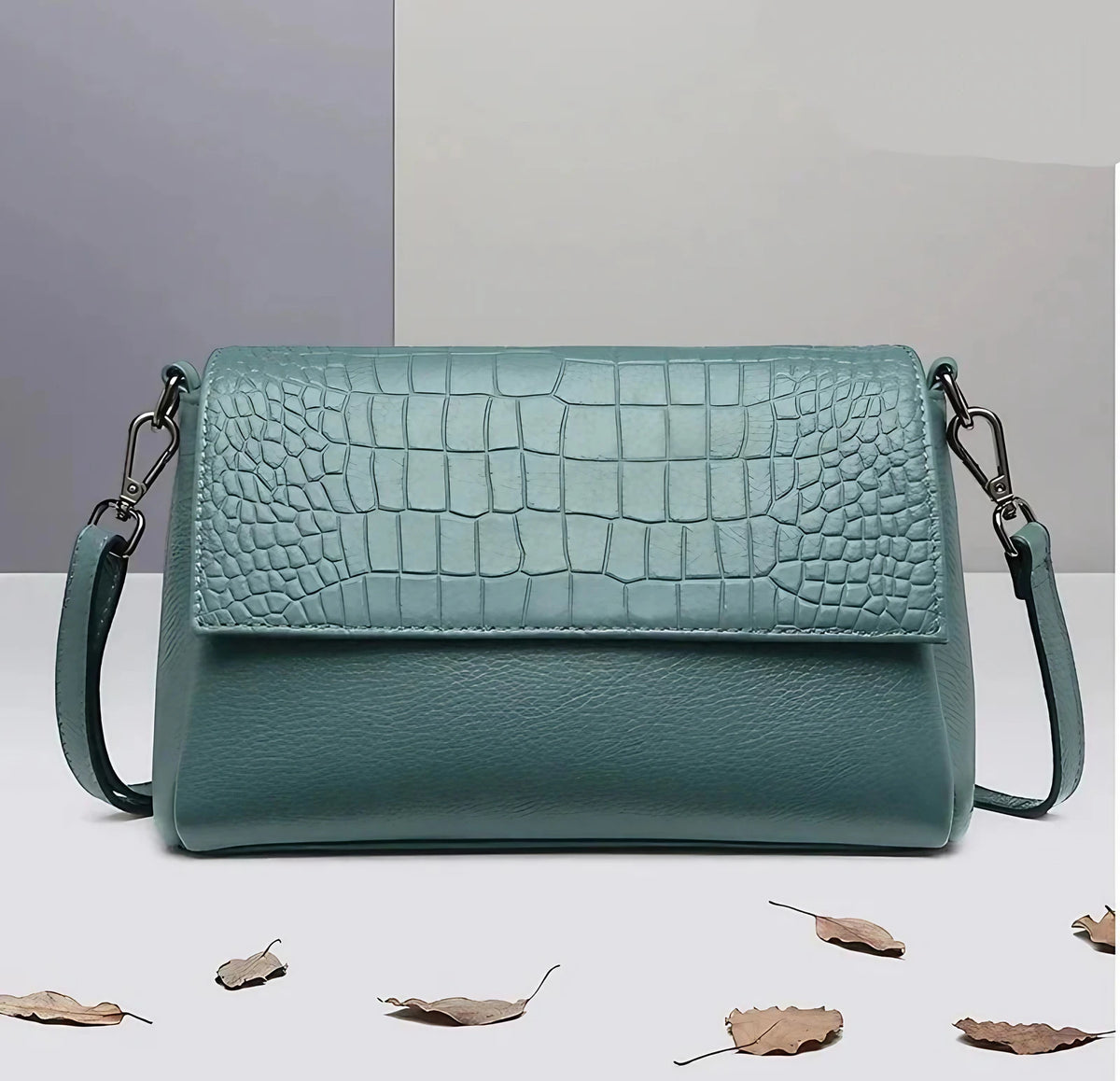 Sac bandoulière femme effet croco, trois compartiments, 23 x 14 cm, bleu vert