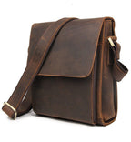 Sac bandoulière homme vintage en cuir, format tablette, café