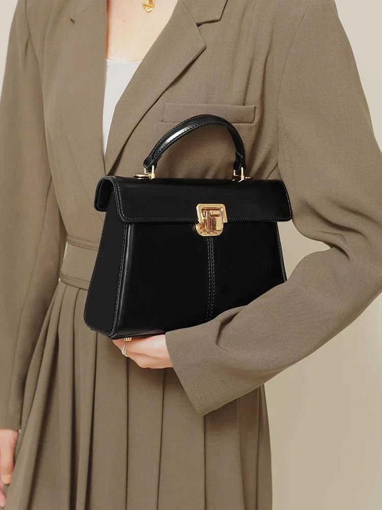Petit sac bandoulière femme en cuir, cinq coloris dont ivoire