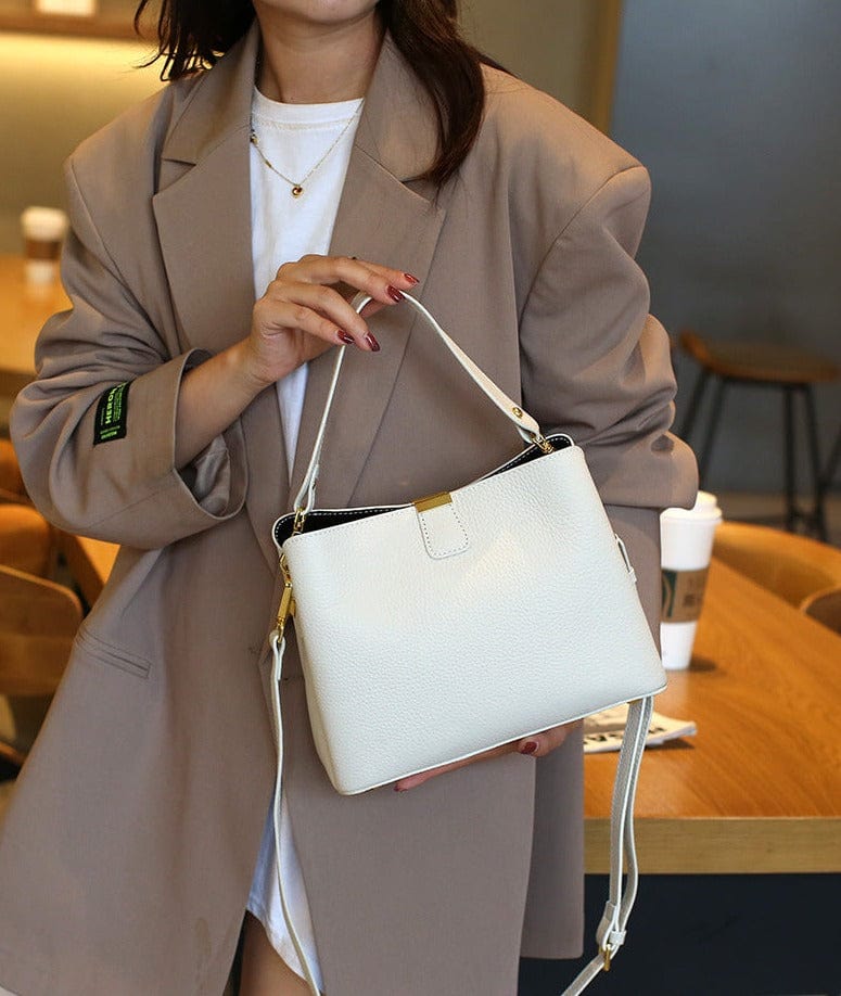 Sac bandoulière femme en cuir zippé, six coloris