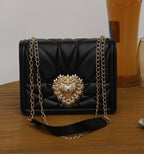 Petit sac carré noir à bijou cœur et chaîne dorée, noir