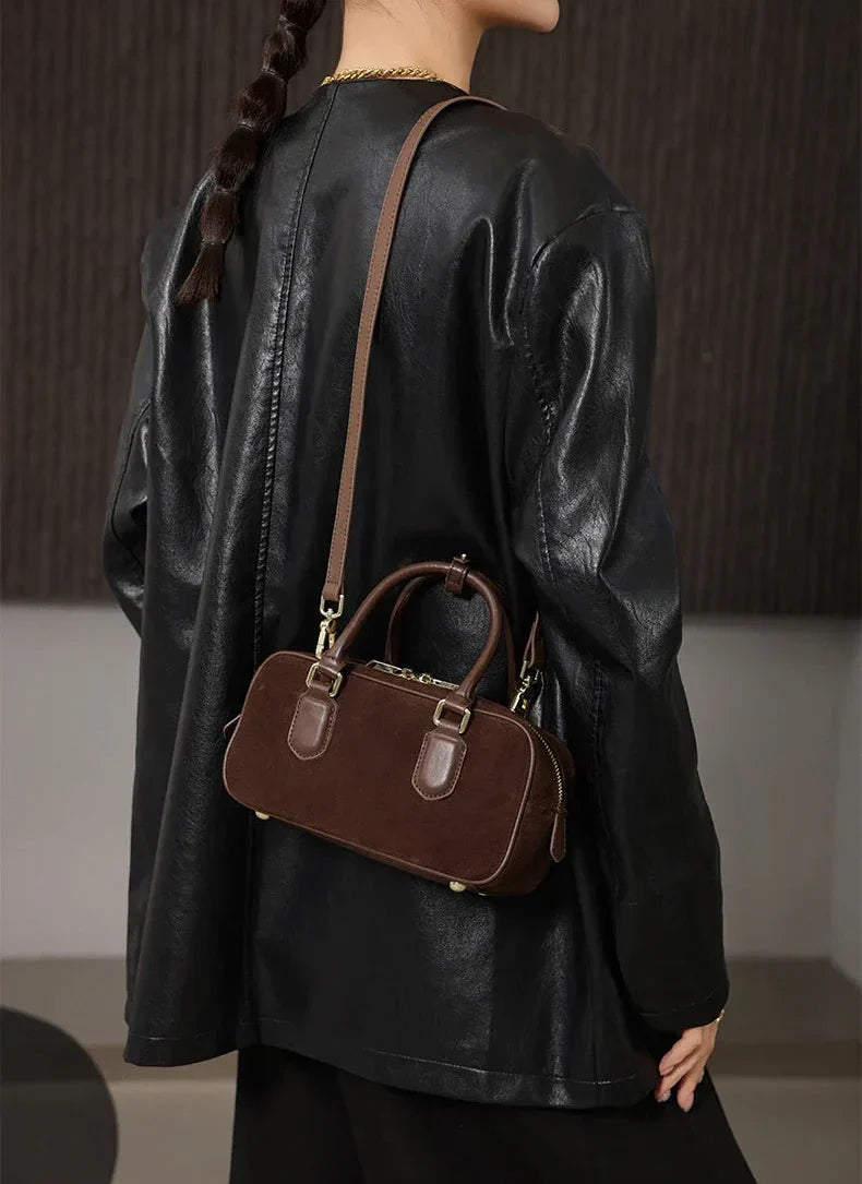 Mini sac bandoulière femme en daim, forme arrondie, trois coloris