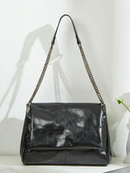 Sac épaule femme noir à chaîne métallique et rabat, noir
