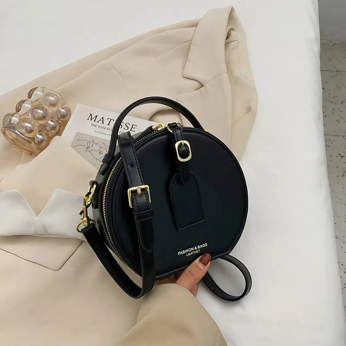 Sac bandoulière rond femme, deux compartiments, beige ou noir, noir
