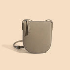 Sac bandoulière pour téléphone femme en cuir grainé, gris