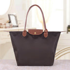 Sac bandoulière femme en trois formats, huit coloris, café