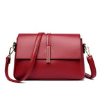Sac besace femme en similicuir à pompons, cinq coloris, rouge