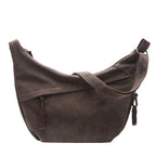 Sac besace femme en faux daim, forme demi-lune, café