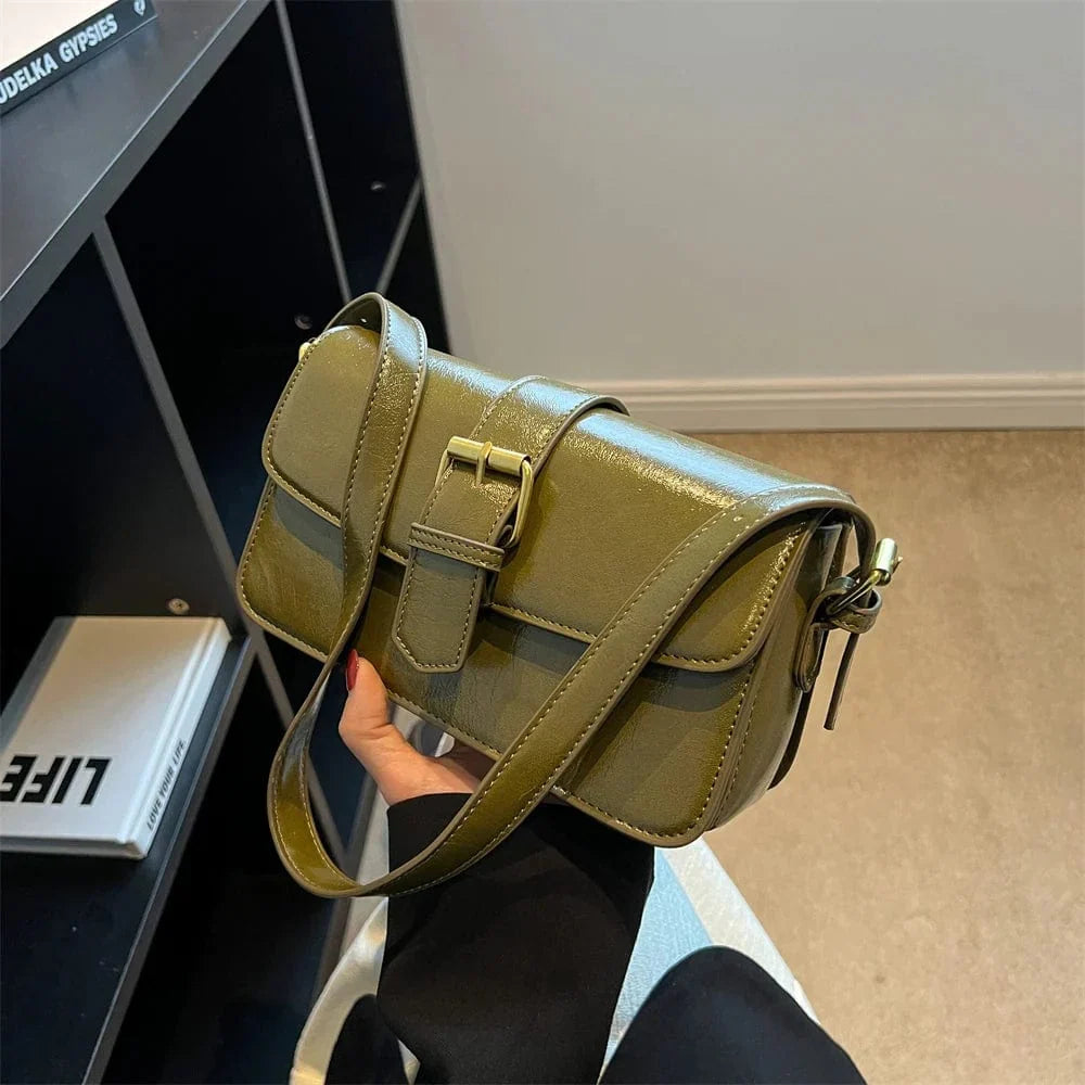Petit sac besace femme en similicuir, bandoulière ajustable