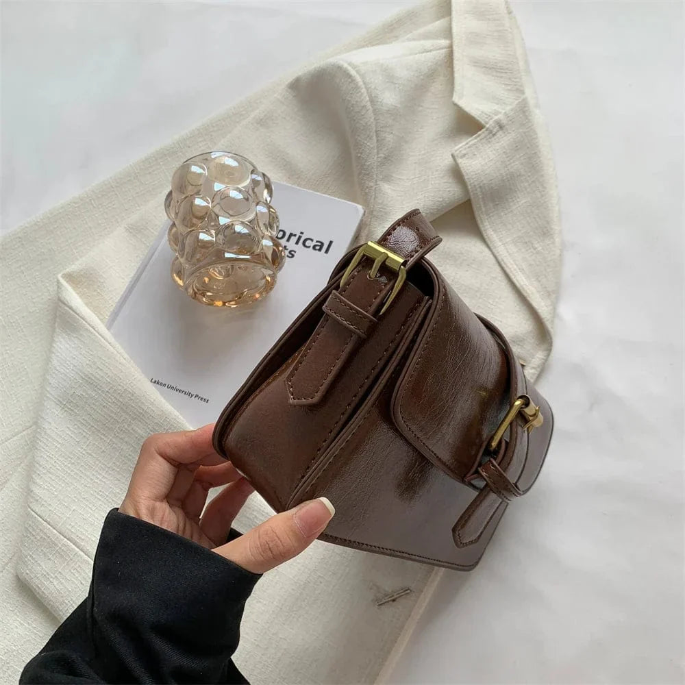 Petit sac besace femme en similicuir, bandoulière ajustable