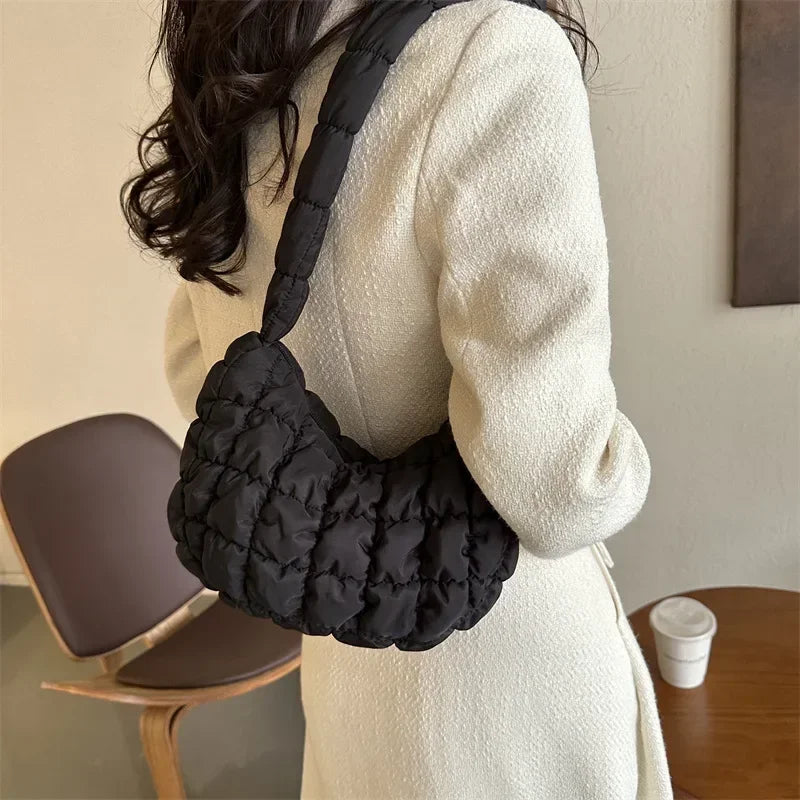 Sac besace femme matelassé effet bulle, bandoulière large