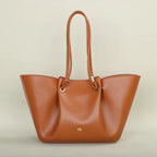 Sac cabas femme structuré en similicuir, fermeture aimantée, camel