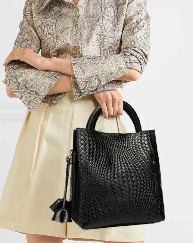 Sac cabas femme en cuir, noir, violet ou rouge