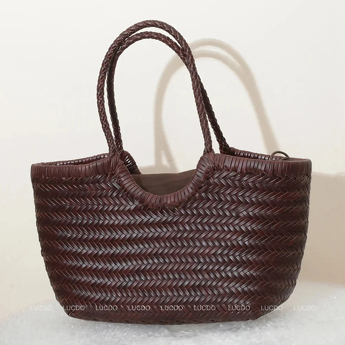 Sac cabas tressé femme porté épaule, pochon intérieur amovible, café