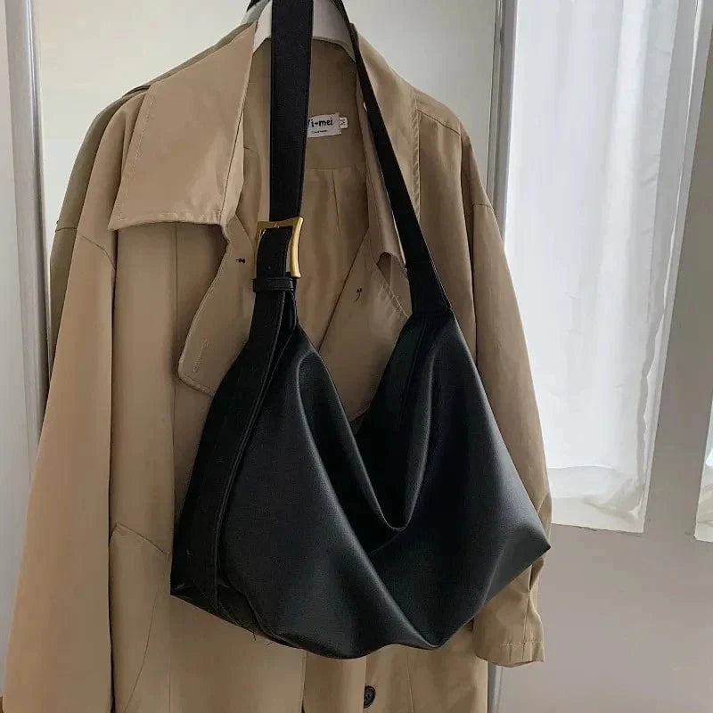 Sac cabas femme en similicuir végan zippé, café ou noir