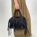 Sac cabas femme en similicuir grainé, anses tressées, rivets dorés, noir