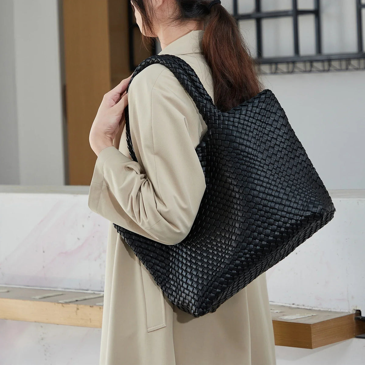 Sac cabas femme effet tressé, pochette zippée amovible