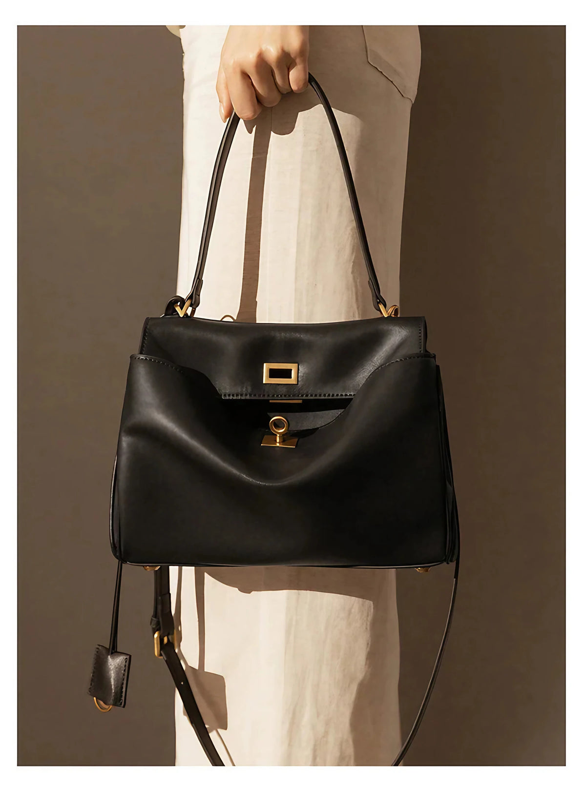Sac cabas femme à rabat et boucle, finition métal doré ou argenté