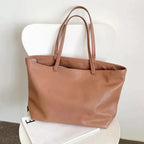 Sac cabas femme évasé, trois poches intérieures, noir ou camel, camel
