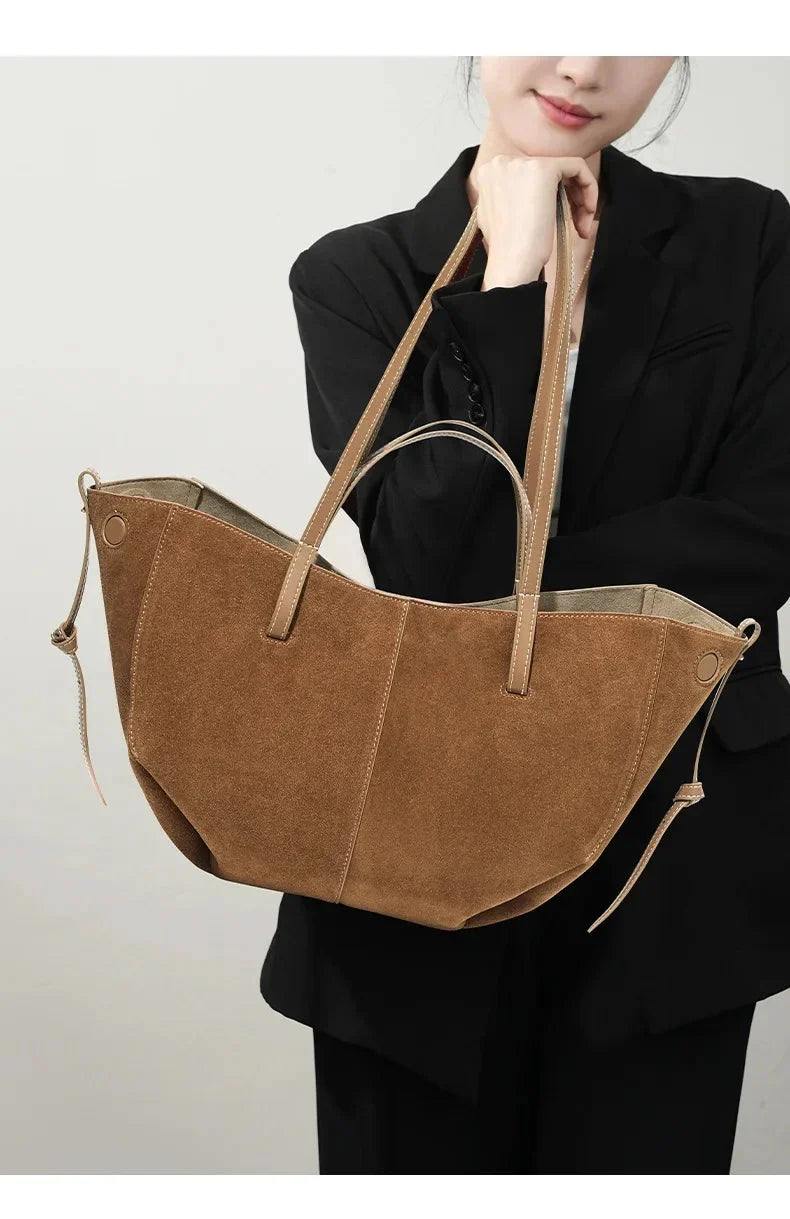 Sac cabas femme en daim, bords repliables aimantés