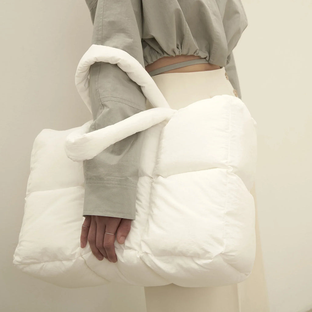 Sac cabas matelassé femme en nylon, poche zippée, noir ou blanc