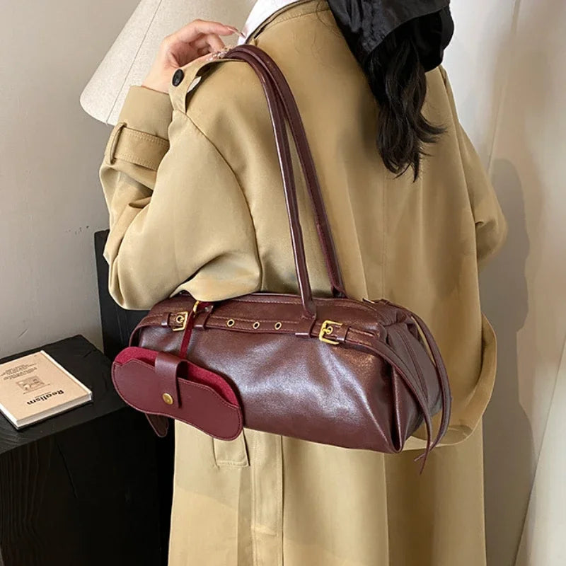 Sac porté épaule femme en similicuir, détails dorés