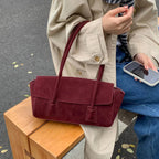 Sac porté épaule femme en faux daim, à rabat, cinq coloris
