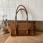 Sac porté épaule femme en faux daim, à rabat, cinq coloris, marron
