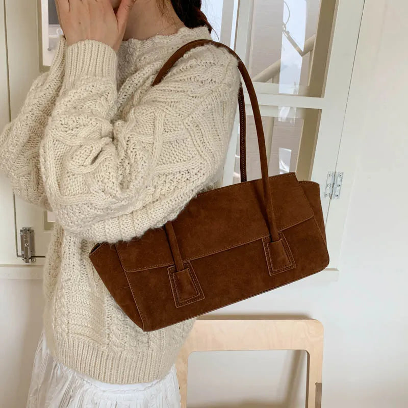 Sac porté épaule femme en faux daim, à rabat, cinq coloris