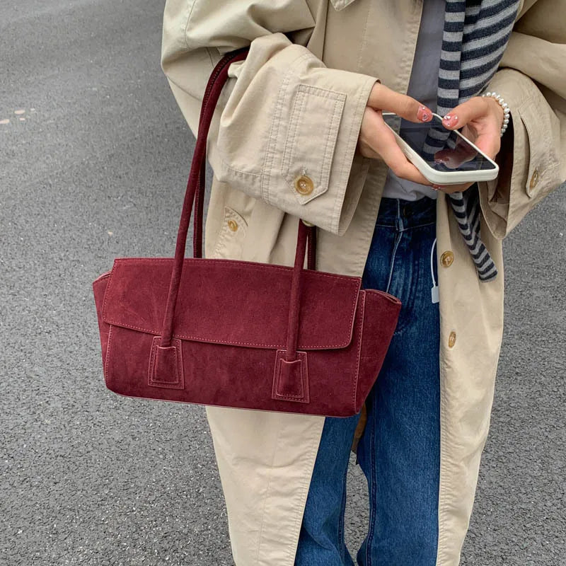 Sac porté épaule femme en faux daim, à rabat, cinq coloris