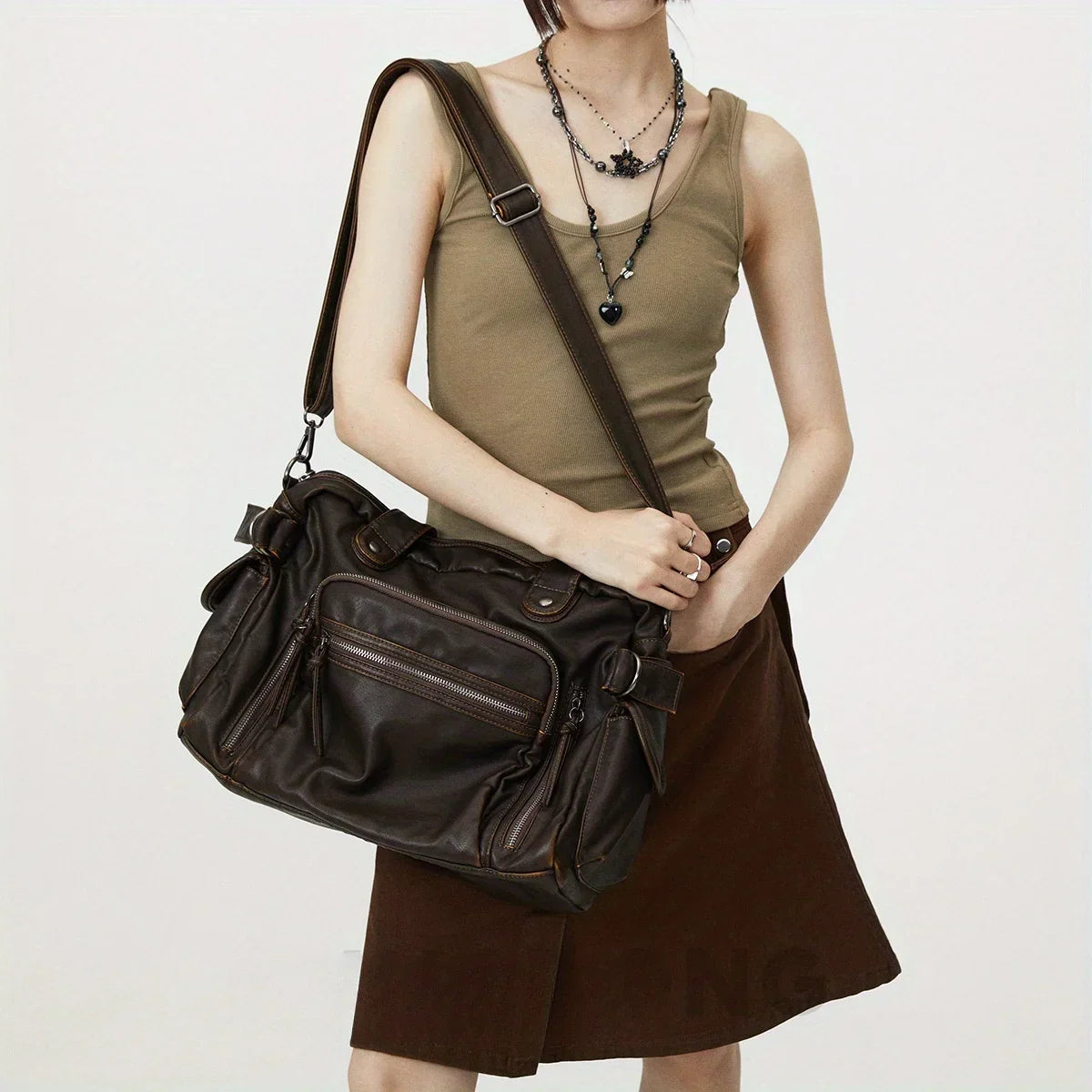 Sac de cours femme marron en similicuir, bandoulière amovible