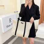 Sac de plage femme en paille zippé, anses en corde, beige ou marron