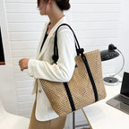 Sac de plage femme en paille zippé, anses en corde, beige ou marron