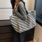 Grand sac de plage rayé façon marinière, toile noire