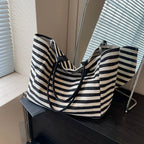 Grand sac de plage rayé façon marinière, toile noire