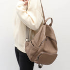 Sac à dos femme urbain à texture grainée, six coloris