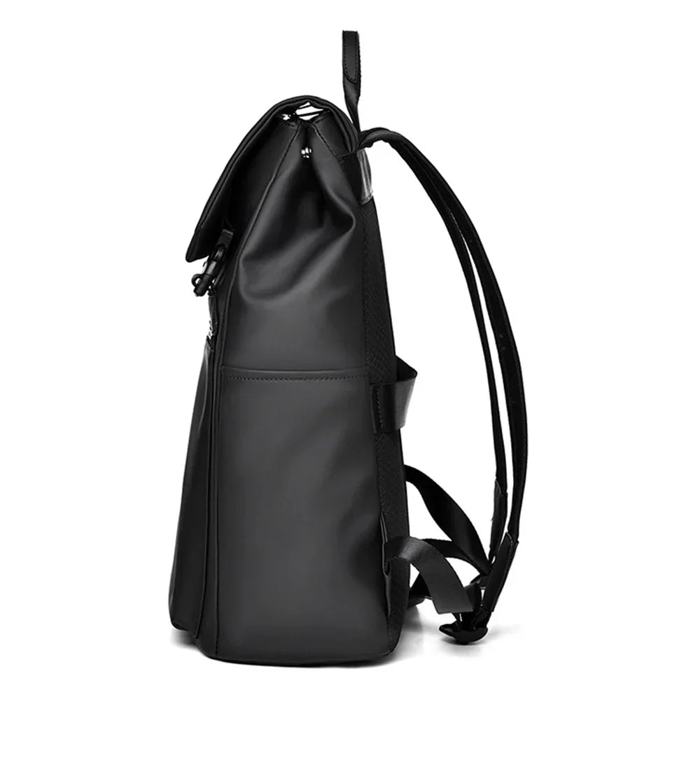 Sac à dos urbain déperlant à rabat, mixte, trois coloris
