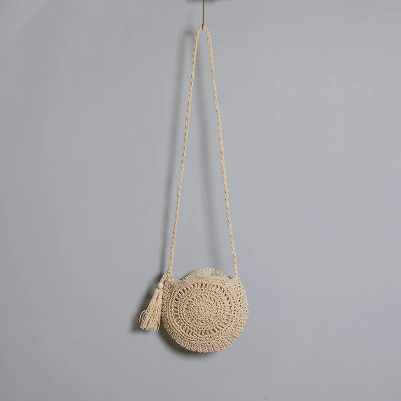 Sac en paille tressée demi-lune, zip, marron ou beige