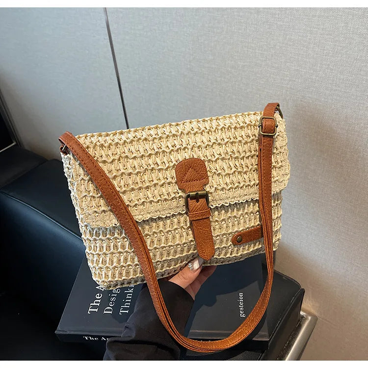 Sac en paille rectangulaire femme à rabat, bandoulière réglable, beige
